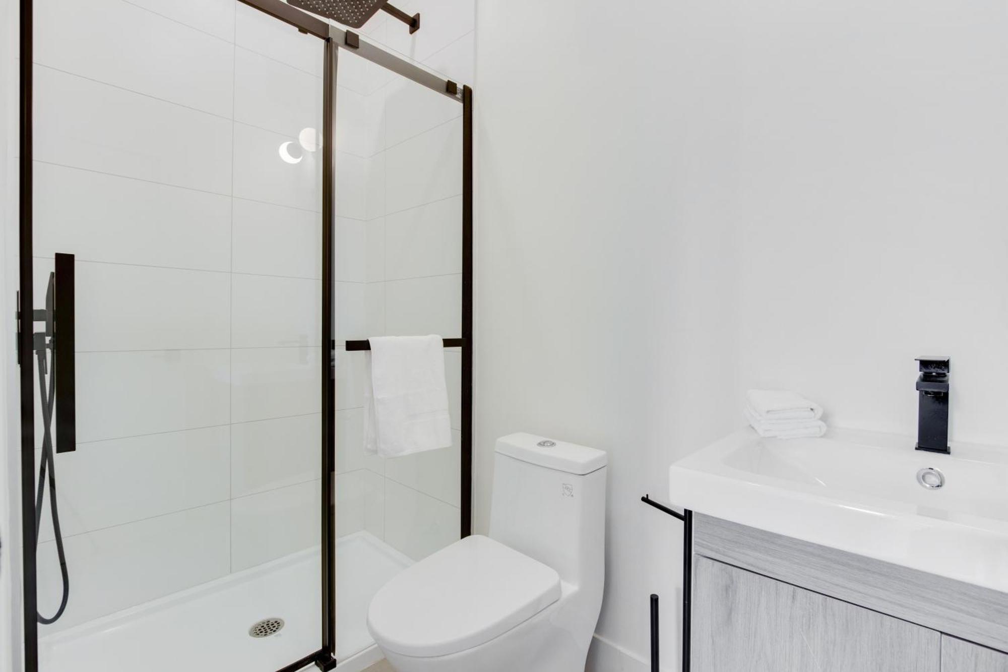 Appart/Hotel Annexe มอนทรีอัล ภายนอก รูปภาพ